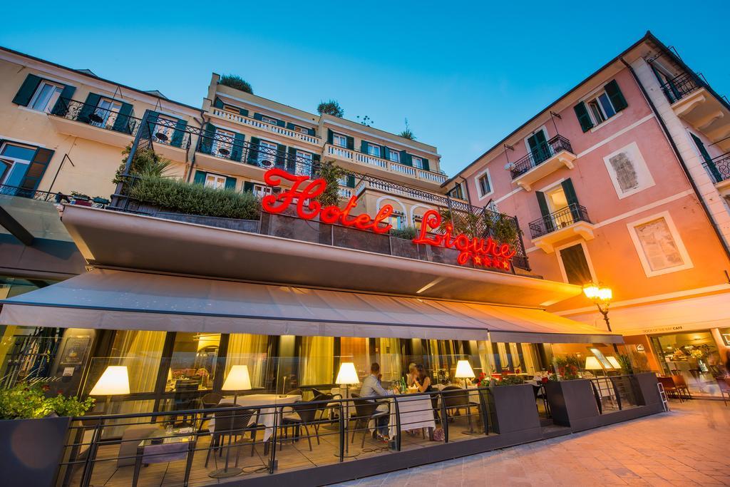 Hotel Ligure アラッシオ エクステリア 写真